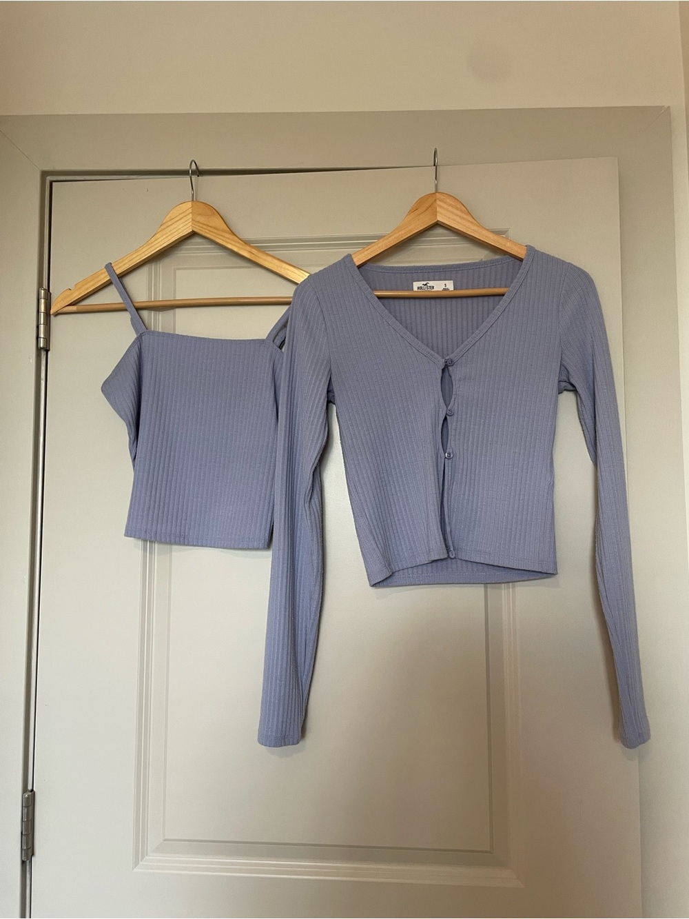 Hollister Ribbed Button-Front Cardigan & Crop Tank - Light Lavender